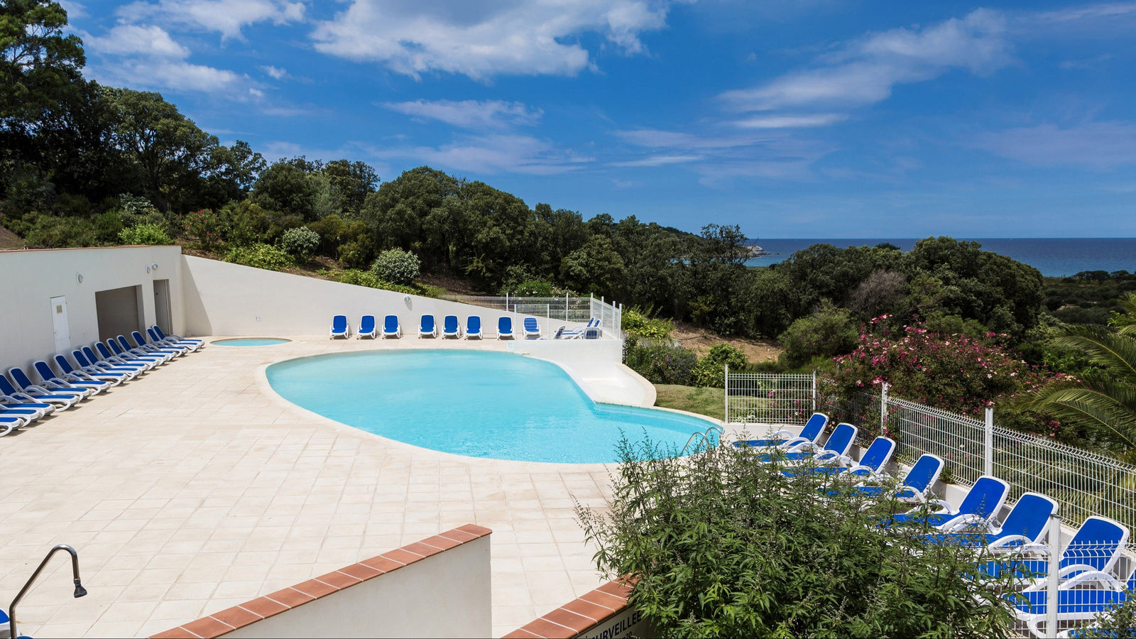 Votre piscine à Belgodère