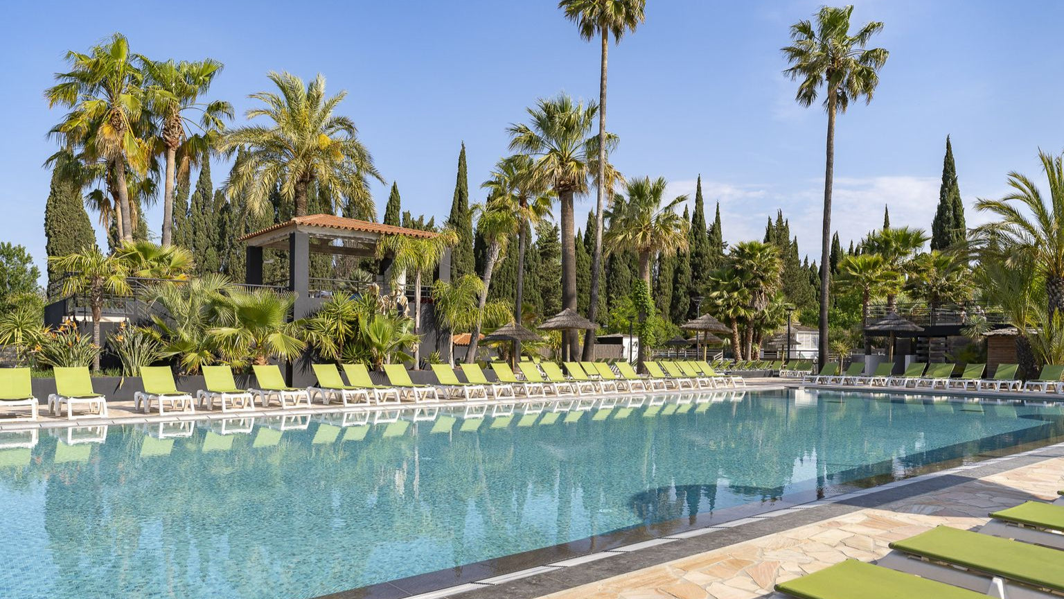 Votre piscine à Fréjus