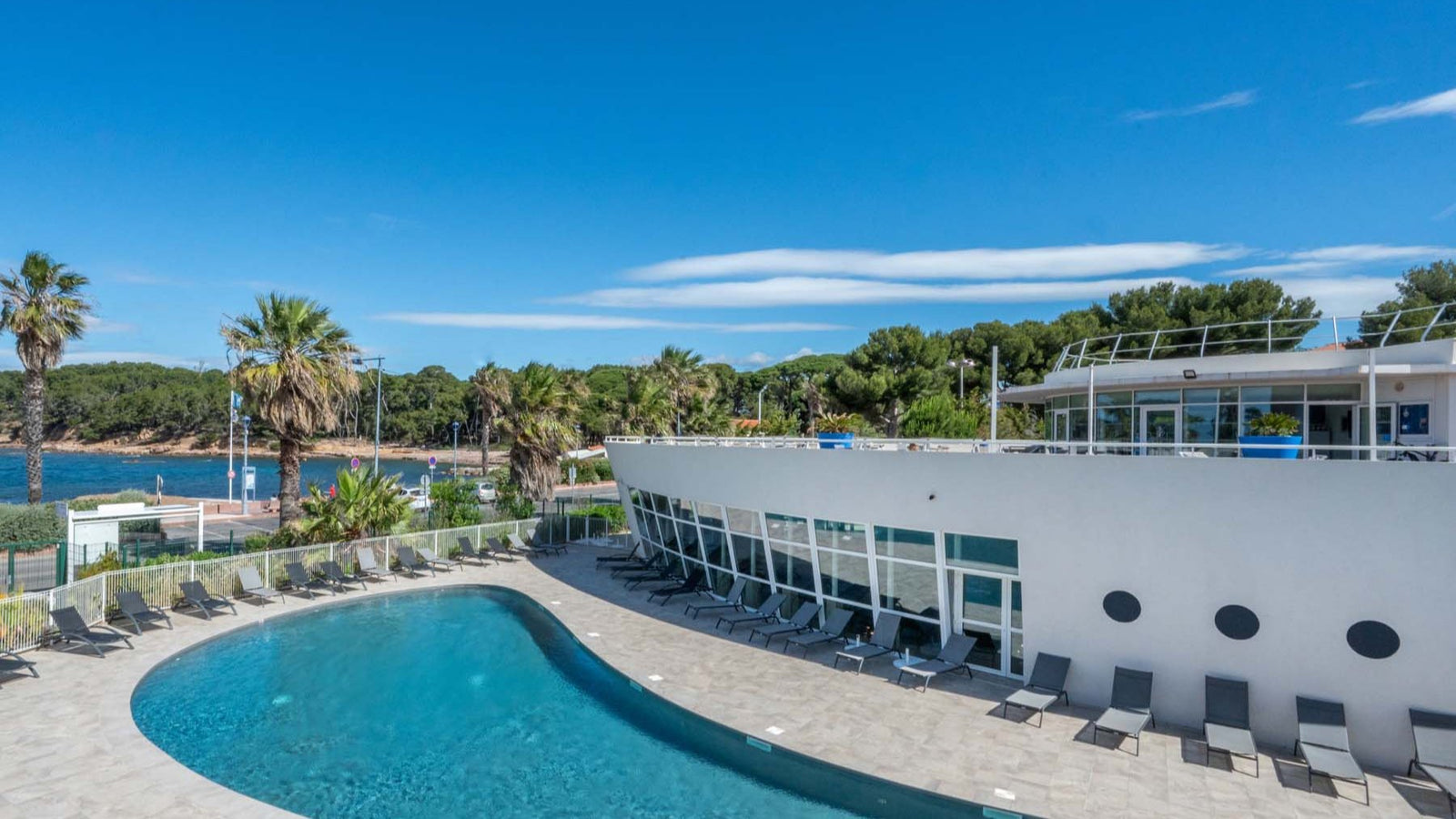 Votre piscine à Saint-Mandrier