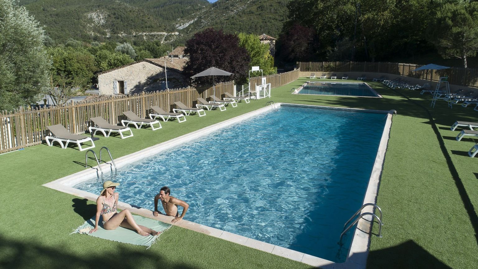 Votre piscine à Castellane