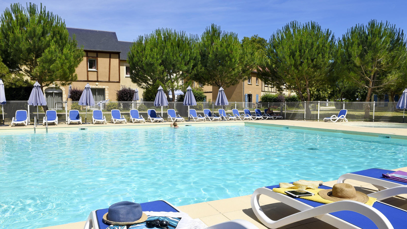 Votre piscine à Montignac-Lascaux