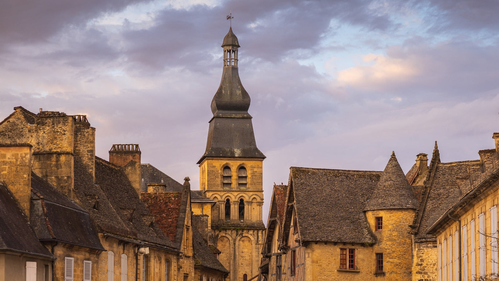 Sarlat-la-Canéda, joyau du Périgord Noir