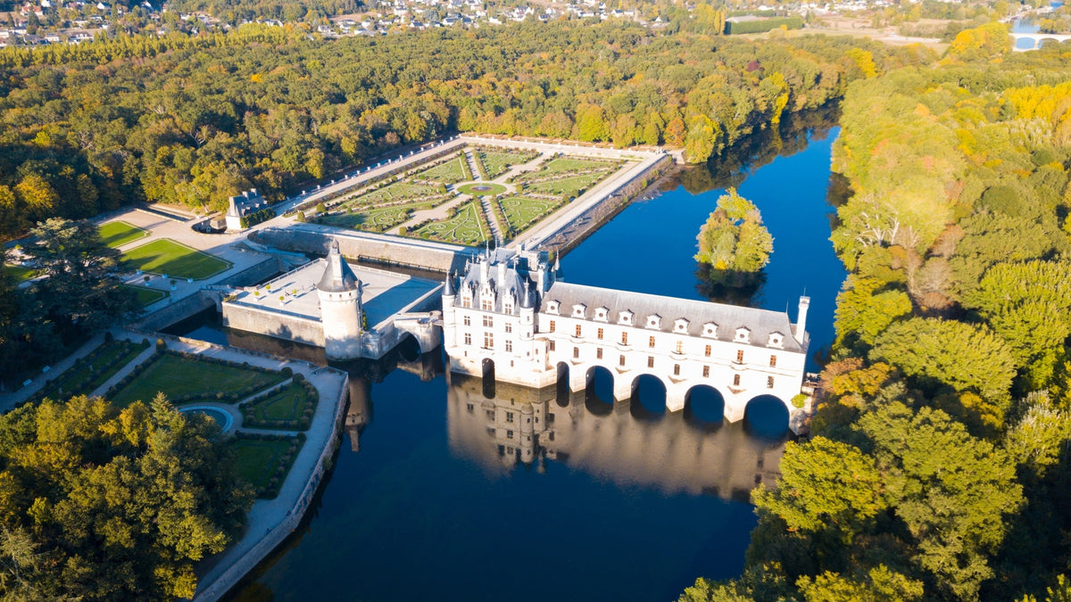Vue aérienne sur le château de Chenonceau en Touraine